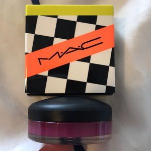 Mac Cosmetics Crystal Glaze Gloss - New!